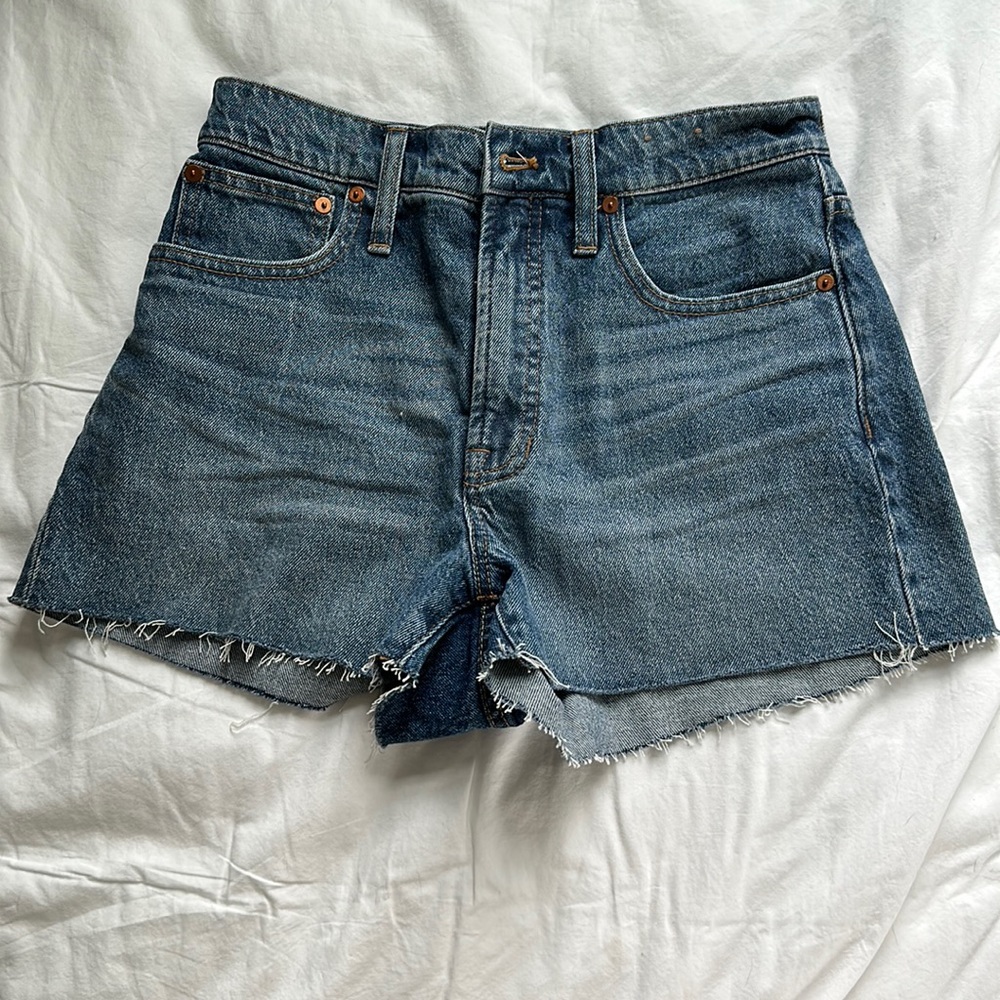 Madewell shorts - size 27